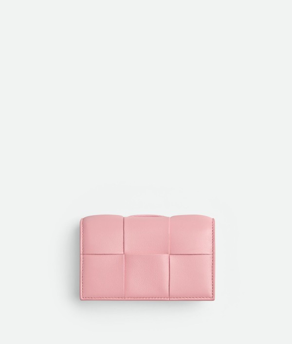 E-Ticaret Altyapısı | Güçlü ve Hazır Sistemler – SOLVES